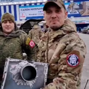 Малышевцы, перед Новым годом, передают поздравления и гуманитарную помощь землякам, в зону СВО!