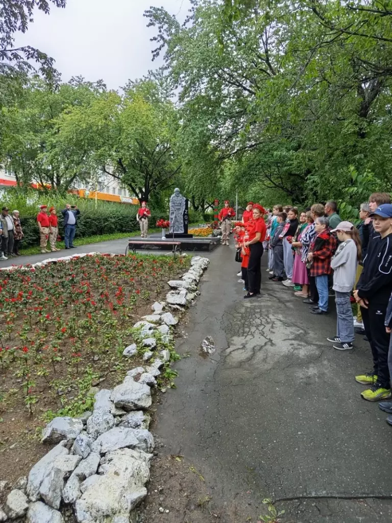 otkrytie memoriala pogibshim uchastnikam svo. reftinskij 3.08.2026 g 1